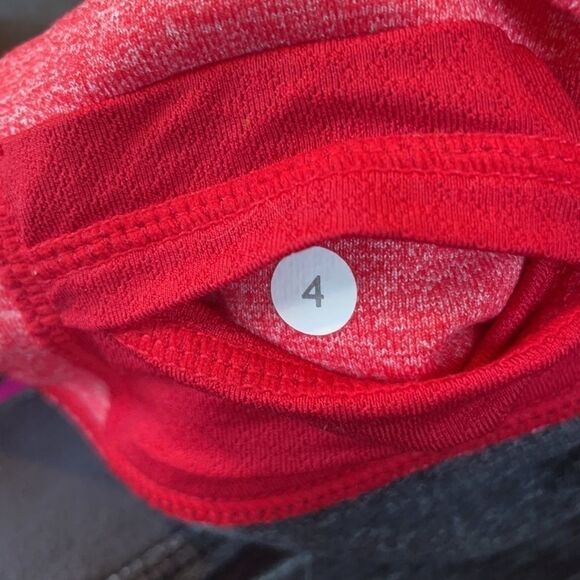 Lululemon yoga pants 4 (3820) - Picture 6 of 6